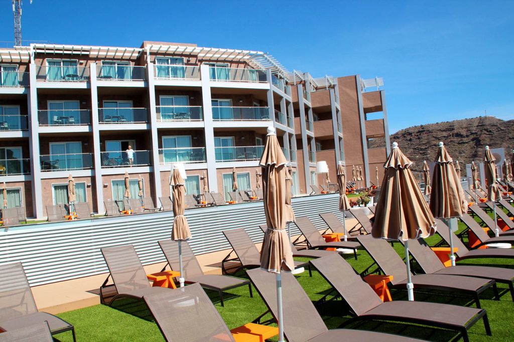 Riviera Vista Aparthotel Playa Del Cura  Exterior photo